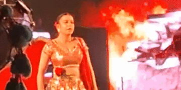 जयपुर में छाईं ‘गुलाबी क्वीन’ जैस्मीन सैंडलास:‘केसरिया बालम’ की दी प्रस्तुति; बंधेज ड्रेस में आईं नजर, सिंगर के गानों पर नाची मां