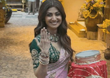 Karwa Chauth 2026: Anil Kapoor Mumbai Home Celebration