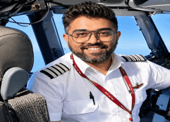 फ्लाईदुबई विमान में कैप्टन स्मित मच्छर की बहादुरी:'नीरजा’ से ‘बेल बॉटम’ तक प्लेन हाईजैक और संकट पर बनी 10 फिल्में