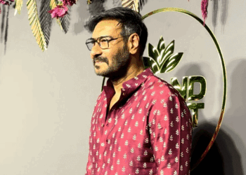 जैकी श्रॉफ, आनंद पंडित की प्री-दिवाली पार्टी में पहुंचे:टाइगर पर हमले के बाद दूसरी पब्लिक अपीयरेंस, रकुल प्रीत, उर्वशी रौतेला, सोनू निगम समेत कई सेलेब्स आए