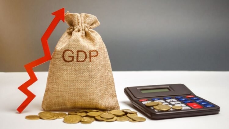 भारत की अर्थव्यवस्था को लेकर KKR का बड़ा अनुमान, अगले 10 साल में $8 ट्रिलियन के पार पहुंच सकती है इंडियन इकोनॉमी
