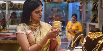लगातार दूसरे दिन सस्ता हुआ सोना, मंगलवार के बाद बुधवार को भी गिरा भाव