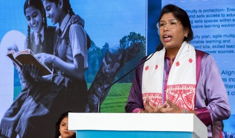 mumbai indians secured most target players in wpl auction says jhulan goswami