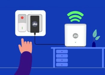 आखिर कैसे टेलीकॉम दिग्गजों को पीछे छोड़ नंबर 1 बना Jio, मार्केट में एक बड़ी ताकत बनकर उभरी कंपनी