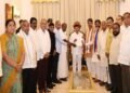 कर्नाटक में SIR को लेकर सियासी घमासान, BJP-JDS ने राज्यपाल से की कांग्रेस सरकार की शिकायत, सौंपा ज्ञापन