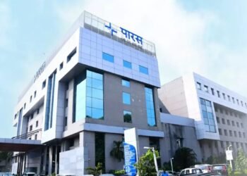 21 अक्टूबर को खुलेगा पारस हेल्थकेयर का आईपीओ, चेक करें शेयरों का प्राइस रेंज और बाकी जरूरी डिटेल्स