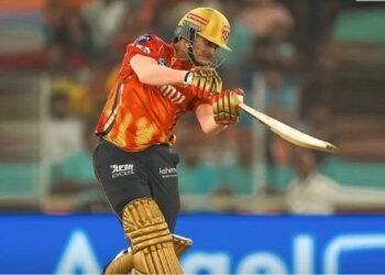 Punjab Kings के Priyansh Arya दोहरे शतक से 1 रन चूके, Ranji Trophy में बनाए 199 रन