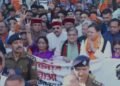 ‘लोकतंत्र बचाओ, अराजकता हटाओ’ पदयात्रा में शामिल हुए सीएम धामी, उमड़ा जनसैलाब