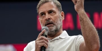 सुप्रीम कोर्ट से राहुल गांधी को राहत, पीएम मोदी पर टिप्पणी के मानहानि मामले में ट्रायल पर लगाई रोक