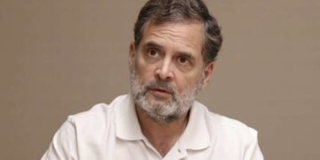 राहुल गांधी की विदेश यात्रा से अचानक धीमा पड़ा ‘वोट चोरी’ आंदोलन! BJP-कांग्रेस में हुई जुबानी जंग