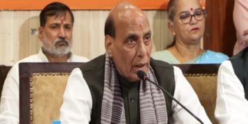 ‘बांग्लादेश की तर्ज पर रिजीम चेंज की कोशिश, इनका एजेंडा देश में आग लगाना’, राजनाथ सिंह का विपक्ष पर जोरदार हमला