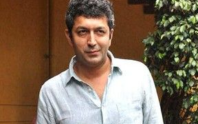 बच्चों के पार्क में ड्रग्स बेचने वालों का कब्जा:कुणाल कोहली ने जताई चिंता, बोले- बिना कपड़ों के सोते हैं लोग; मुंबई पुलिस से की शिकायत
