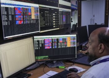 27 October, 2026 Stock Market Highlights: लाल निशान में बंद हुआ बाजार, इन शेयरों में जोरदार तेजी
