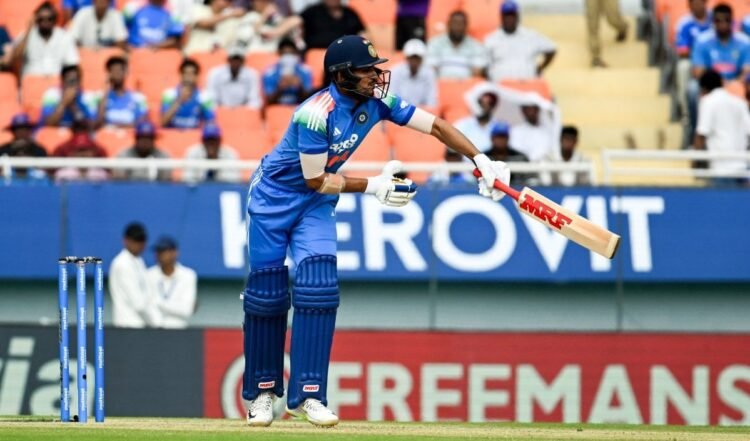 shubman gill arrives in auckland ahead of new zealand odi series