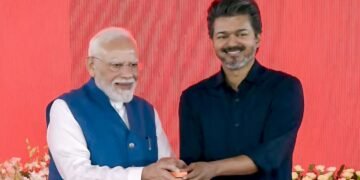 तमिलनाडु CM विजय ने मंच से ही PM मोदी से कीं 6 रिक्वेस्ट, जानें उनके सामने क्या-क्या मांगें रख दीं