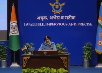 ‘क्या ड्रोन फोर्स बनाएगा भारत?’ वायु सेना प्रमुख एपी सिंह ने दिया जवाब, जानें पाकिस्तान के 5th जेनरेशन जेट पर क्या बोले