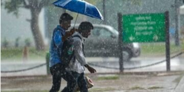 हिमाचल-उत्तराखंड समेत 7 राज्यों में आंधी-तूफान के साथ भारी बारिश की चेतावनी, यहां से विदा होने वाला है मानसून