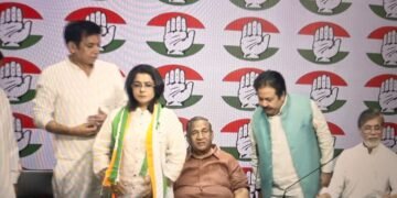 दिल्ली में आदमी आदमी पार्टी को बड़ा झटका, पार्टी प्रवक्ता प्रियंका कक्कड़ कांग्रेस में शामिल