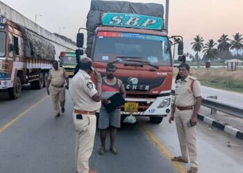 GST के नाम पर रास्ते में नहीं रोके जाएंगे ट्रक, सरकार करने जा रही है बड़ा बदलाव; जानें नए नियम से किसे मिलेगी राहत