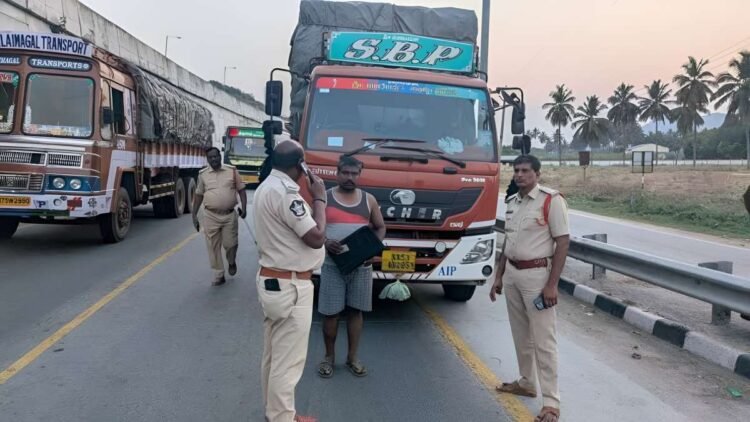 GST के नाम पर रास्ते में नहीं रोके जाएंगे ट्रक, सरकार करने जा रही है बड़ा बदलाव; जानें नए नियम से किसे मिलेगी राहत