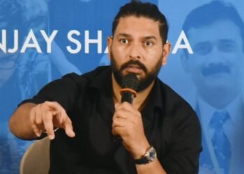 Delhi Capitals ने Yuvraj Singh को बनाया बैटिंग कोच, Sourav Ganguly के साथ करेंगे काम